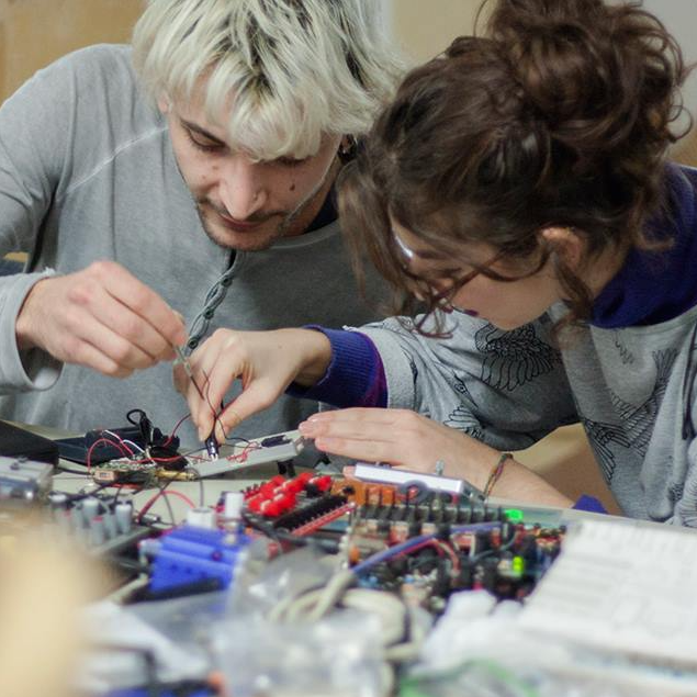 Circuit-bending Workshop